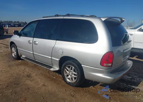 2000 Dodge Grand Caravan Se from USA, damaged, VIN 1B4GP44L0YB798079